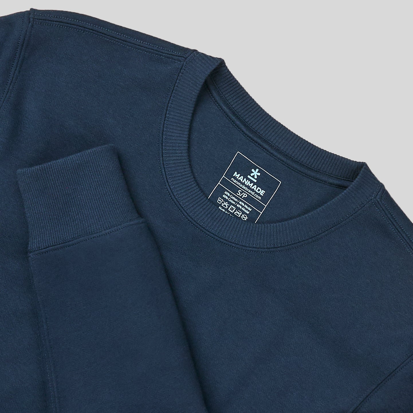 Close-shot of the blue sweatshirt