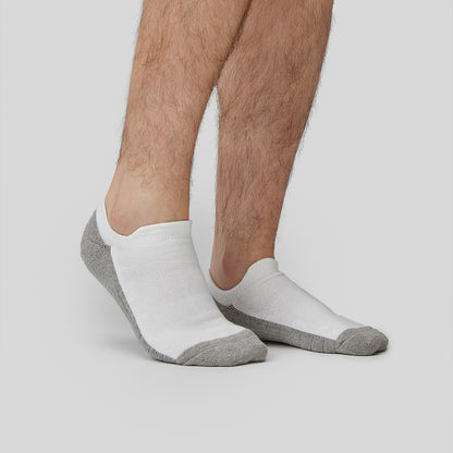 Model standing with the manmade white low cut socks
