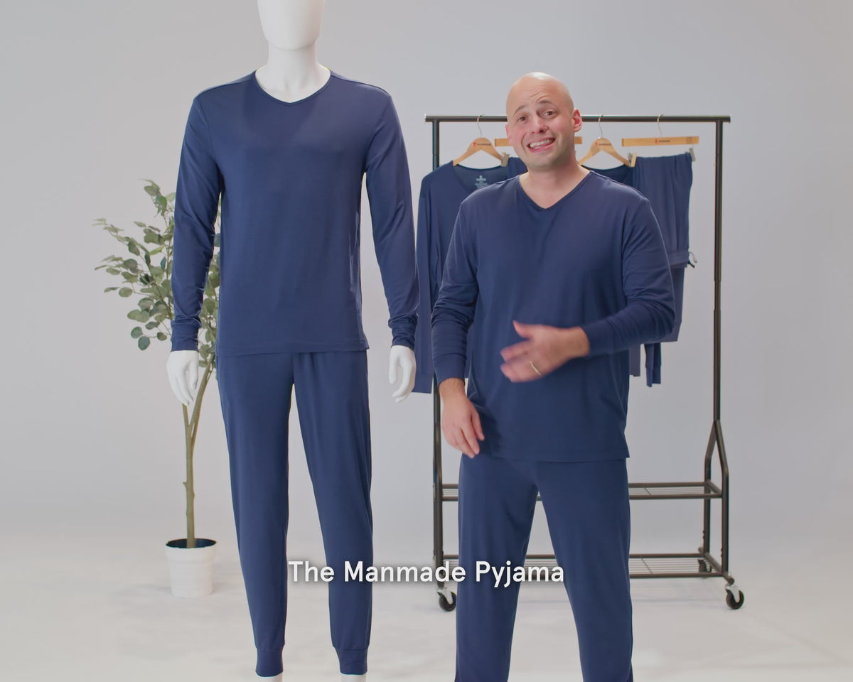 Load video: Get a closer look at The Pyjama. From its incredibly soft fabric to its relaxed fit and thoughtful details, see what makes this set perfect for better nights and slower mornings.