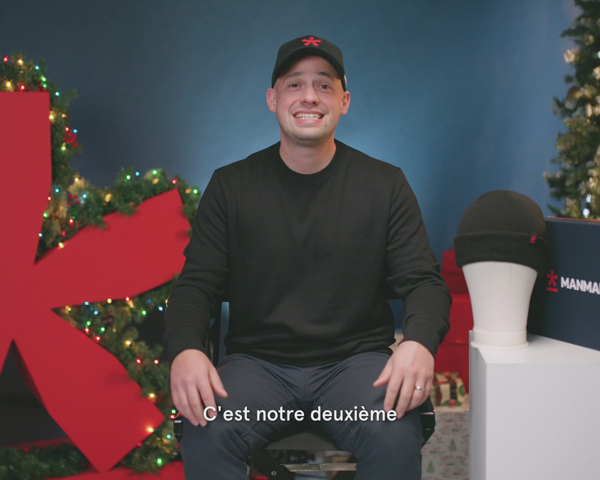 Charger la vidéo : Découvrez comment Manmade et Kombi ont uni leurs forces pour vous offrir encore plus de confort cet hiver. Apprenez-en davantage sur cette collaboration entre deux marques d’ici et sur les petits détails qui rendent cette collection si spéciale.